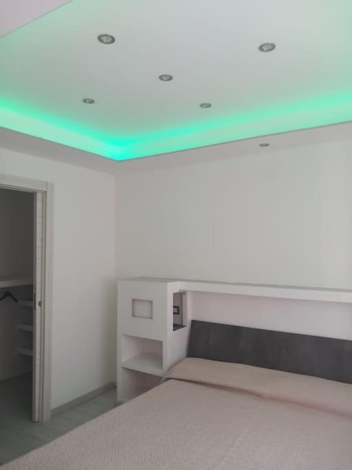 Chromotherapy Flat Monserrato Exterior foto